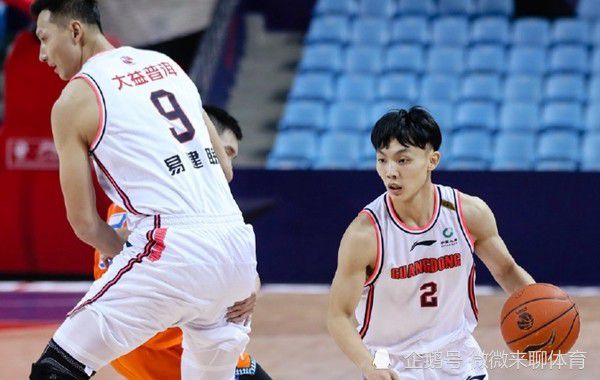 此役过后，哈维-阿隆索执教的药厂各赛事25战22胜3平（客场2-2拜仁，主场1-1多特，客场1-1斯图加特），这一战绩也打破了德国职业球队的历史纪录，汉堡曾在1982/83赛季开赛24场不败。